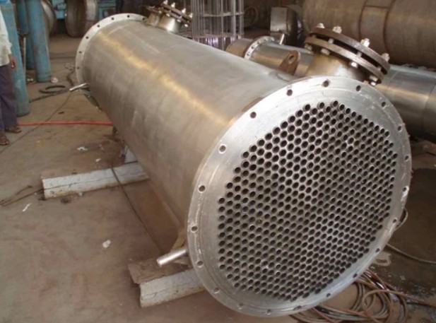 اسیدشویی و رسوبزدایی منبع کویلدار 2 تعمیر منبع کویلی+اسید شویی